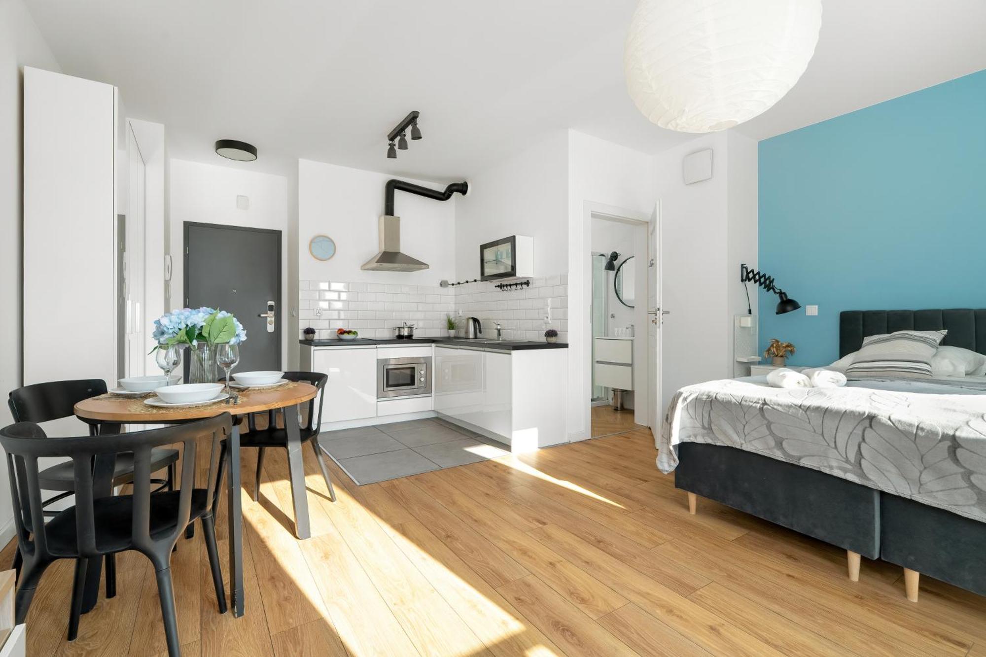 Klimatyczne I Nowoczesne Studio Very Berry W Poznaniu By Noclegi Renters エクステリア 写真