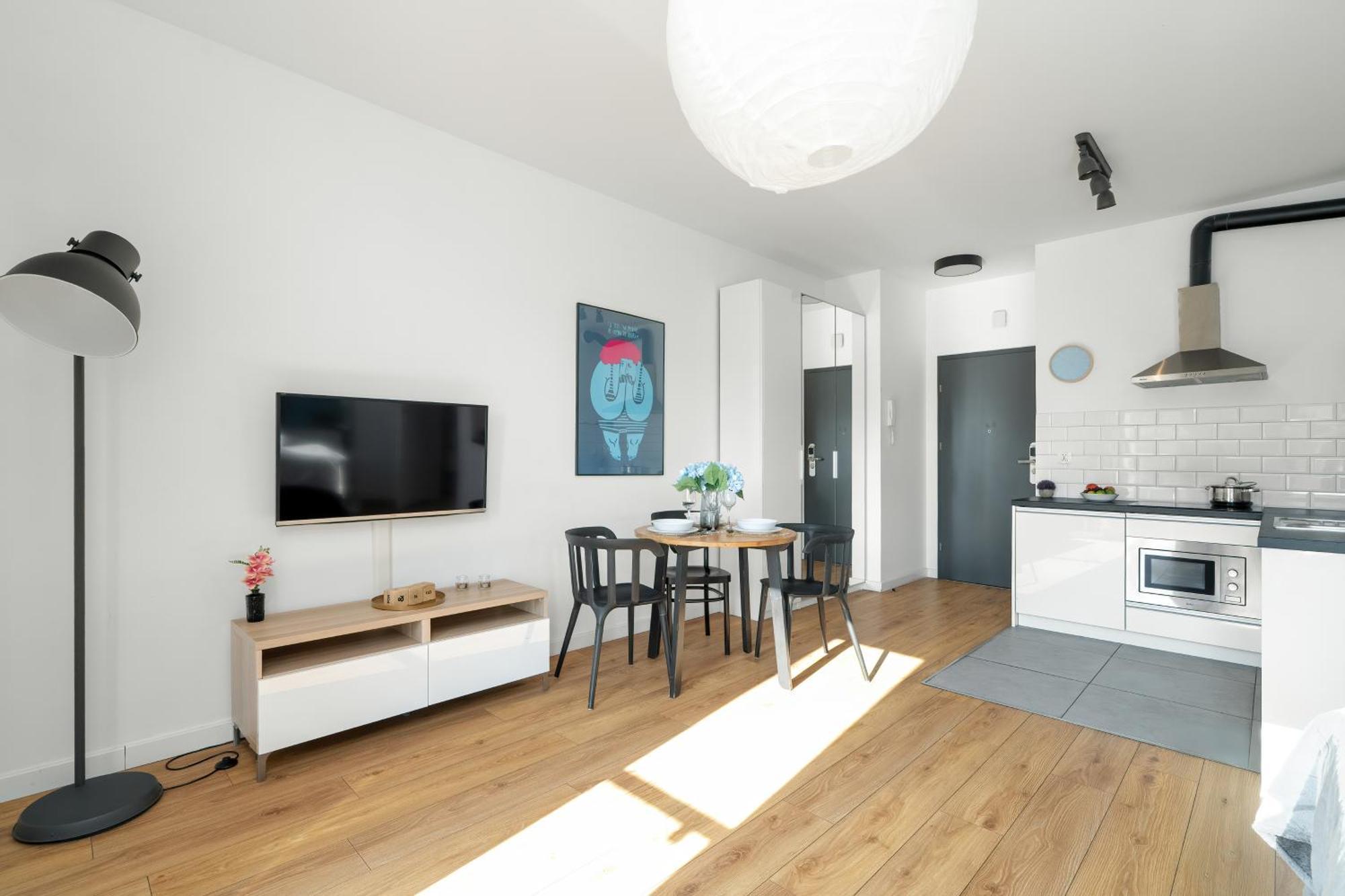 Klimatyczne I Nowoczesne Studio Very Berry W Poznaniu By Noclegi Renters エクステリア 写真